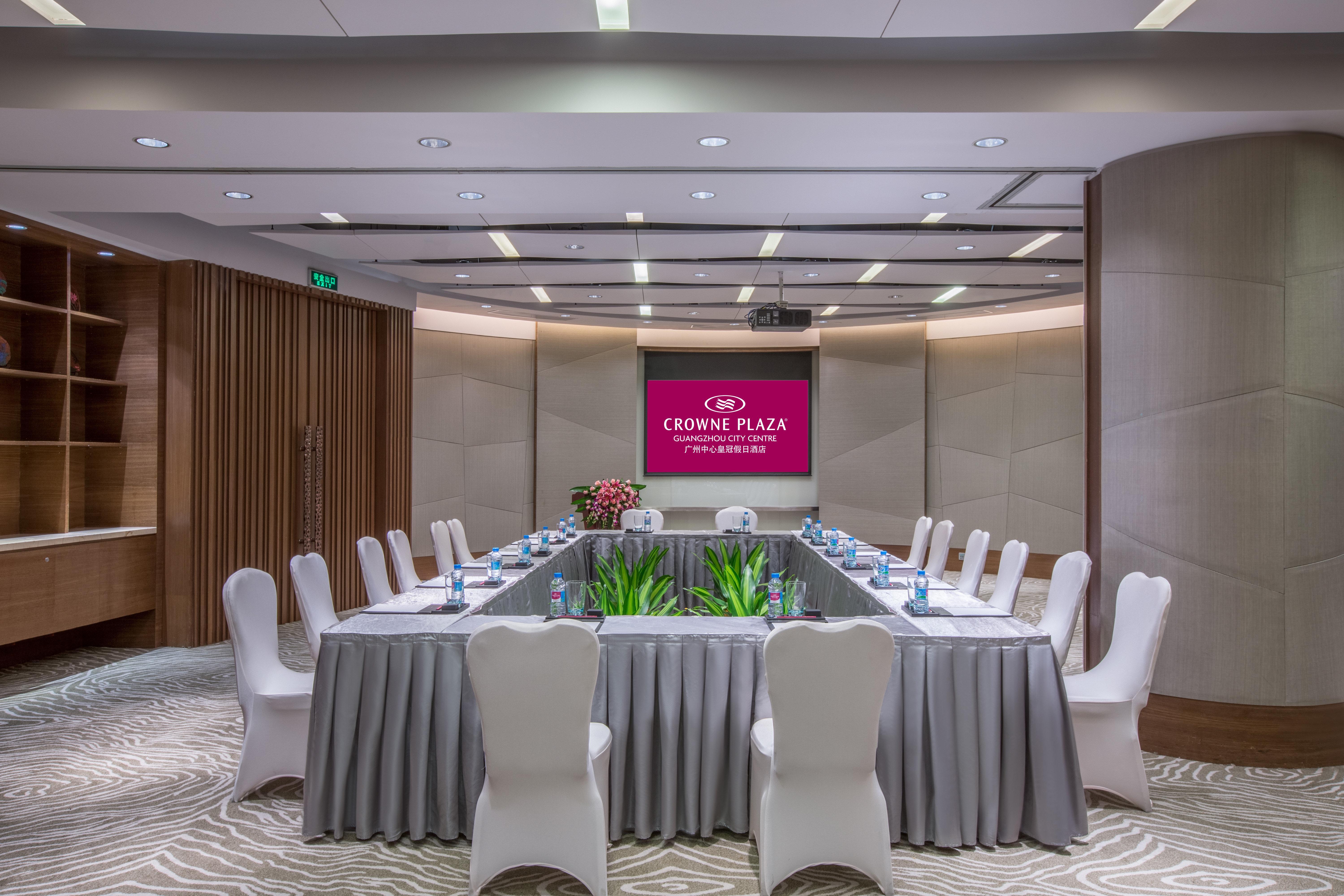 Crowne Plaza Guangzhou City Centre By Ihg - Free Shuttle Between Hotel And Exhibition Center During Canton Fair & Exhibitor Registration Counter Exterior foto Meeting room