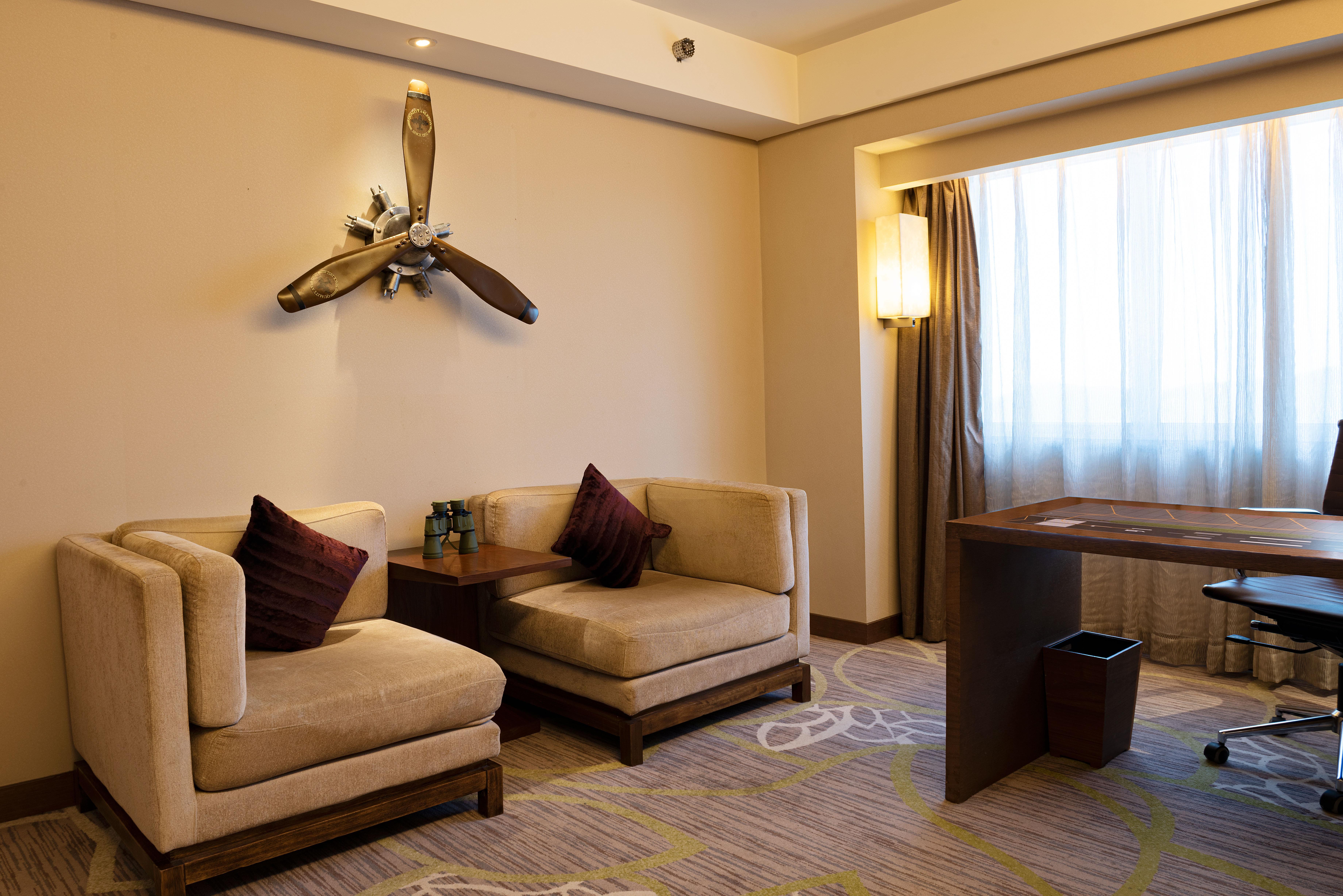 Crowne Plaza Guangzhou City Centre By Ihg - Free Shuttle Between Hotel And Exhibition Center During Canton Fair & Exhibitor Registration Counter Exterior foto A suite at the hotel