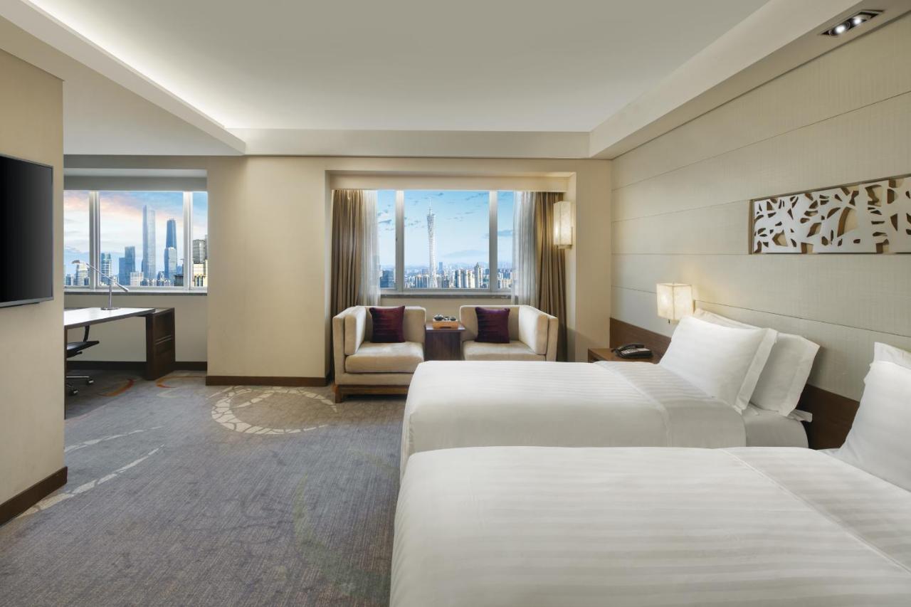 Crowne Plaza Guangzhou City Centre By Ihg - Free Shuttle Between Hotel And Exhibition Center During Canton Fair & Exhibitor Registration Counter Exterior foto Deluxe Room