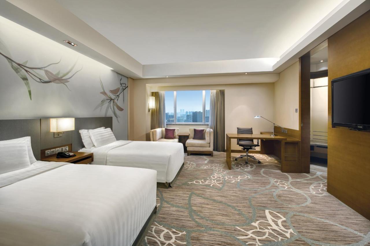 Crowne Plaza Guangzhou City Centre By Ihg - Free Shuttle Between Hotel And Exhibition Center During Canton Fair & Exhibitor Registration Counter Exterior foto
