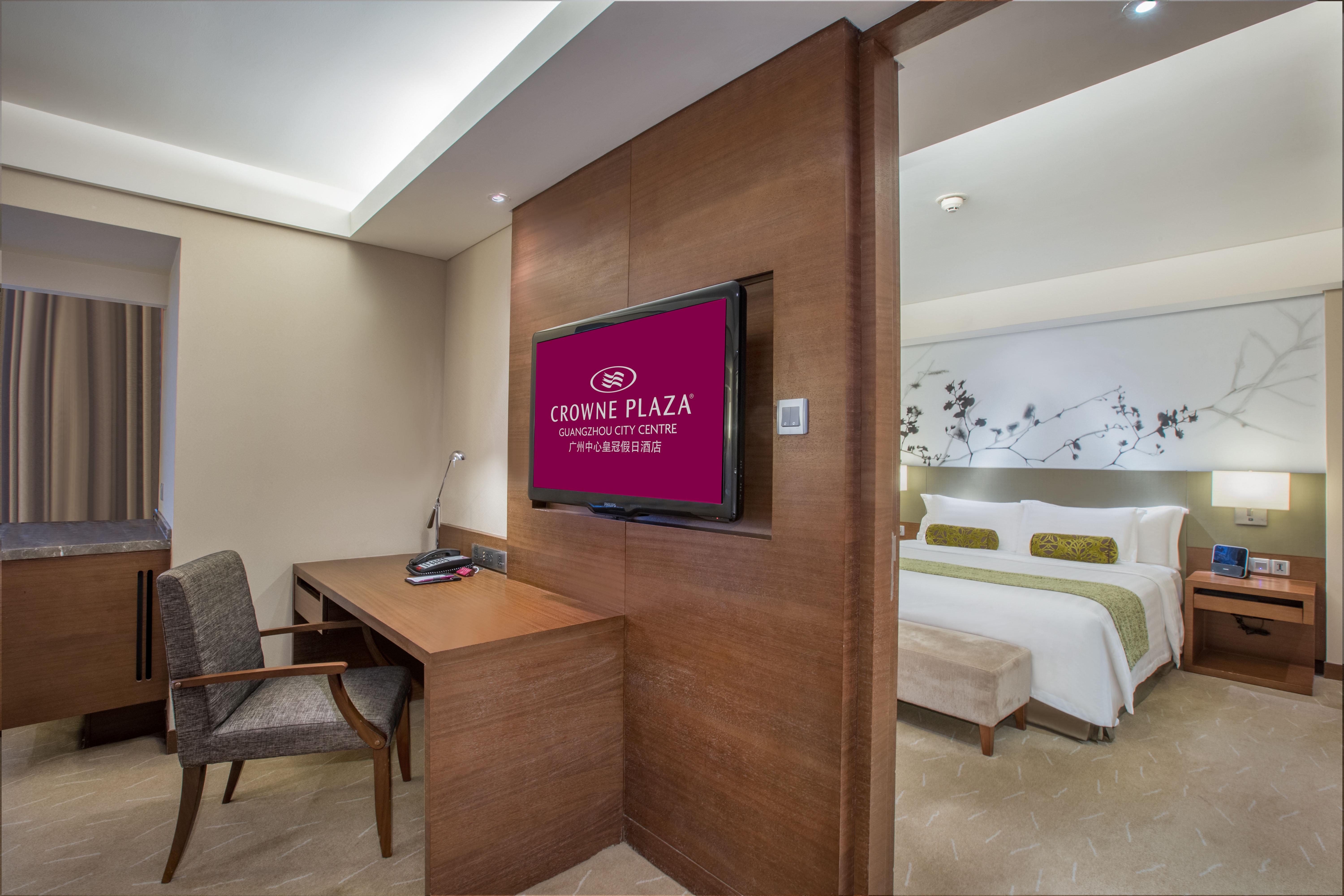 Crowne Plaza Guangzhou City Centre By Ihg - Free Shuttle Between Hotel And Exhibition Center During Canton Fair & Exhibitor Registration Counter Exterior foto Deluxe Suite
