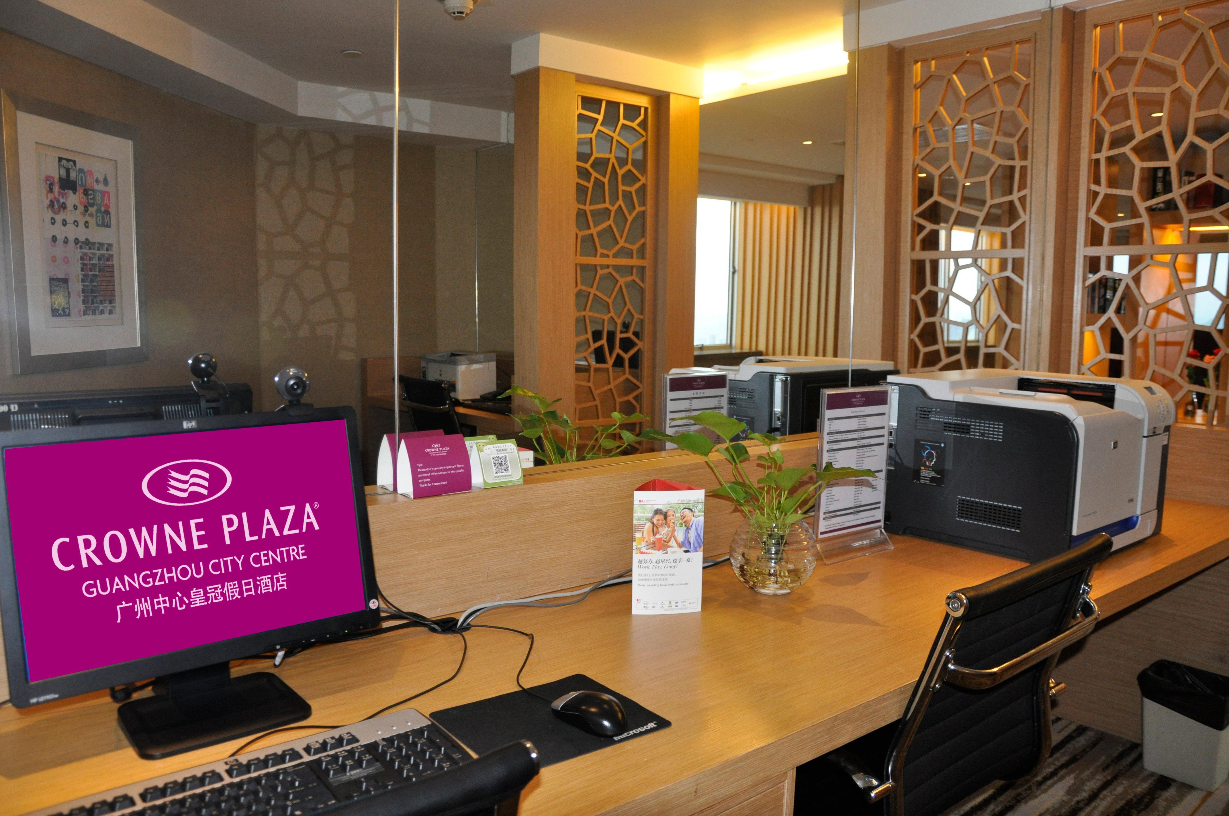 Crowne Plaza Guangzhou City Centre By Ihg - Free Shuttle Between Hotel And Exhibition Center During Canton Fair & Exhibitor Registration Counter Exterior foto Business Center