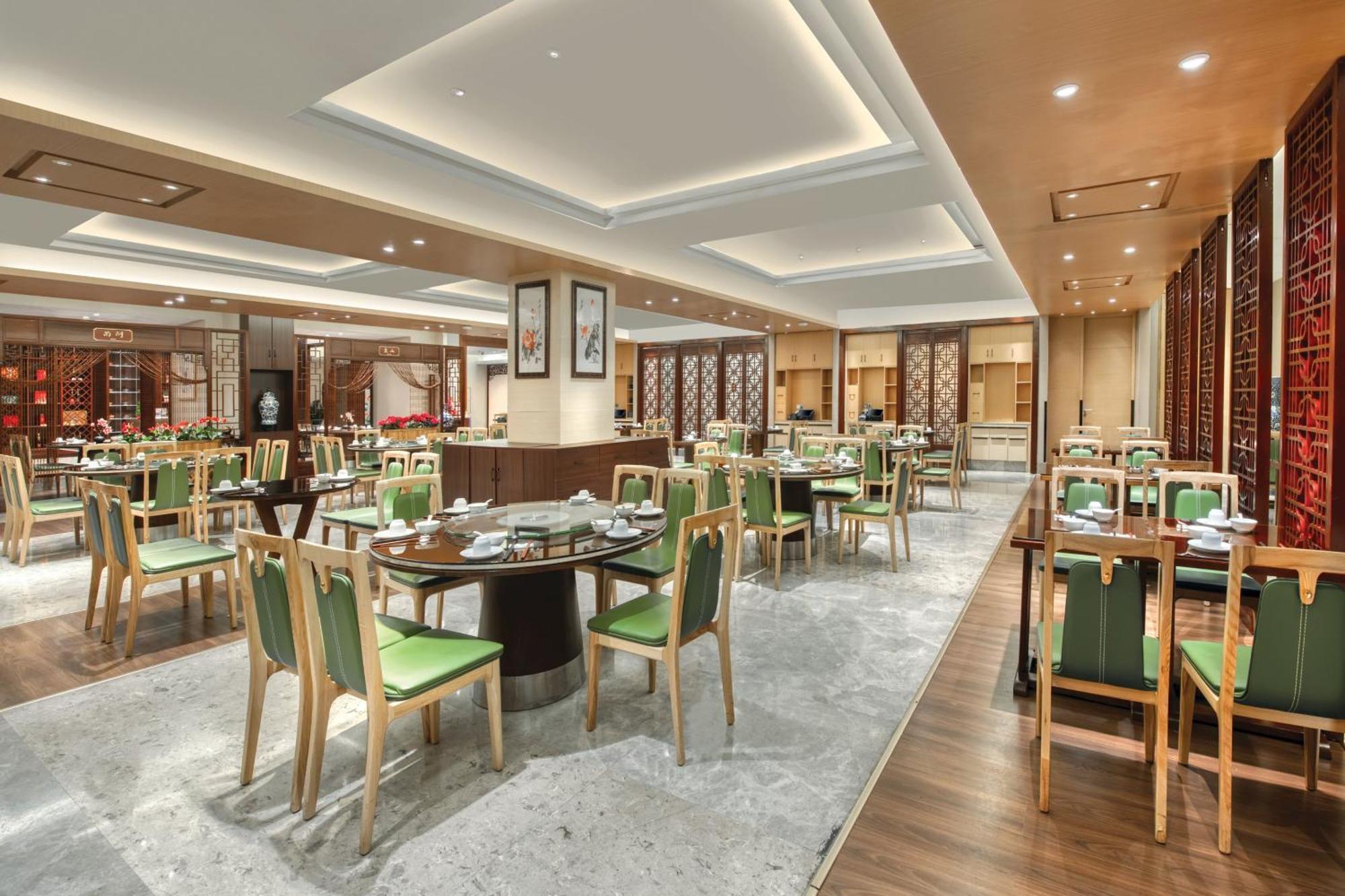 Crowne Plaza Guangzhou City Centre By Ihg - Free Shuttle Between Hotel And Exhibition Center During Canton Fair & Exhibitor Registration Counter Exterior foto The restaurant